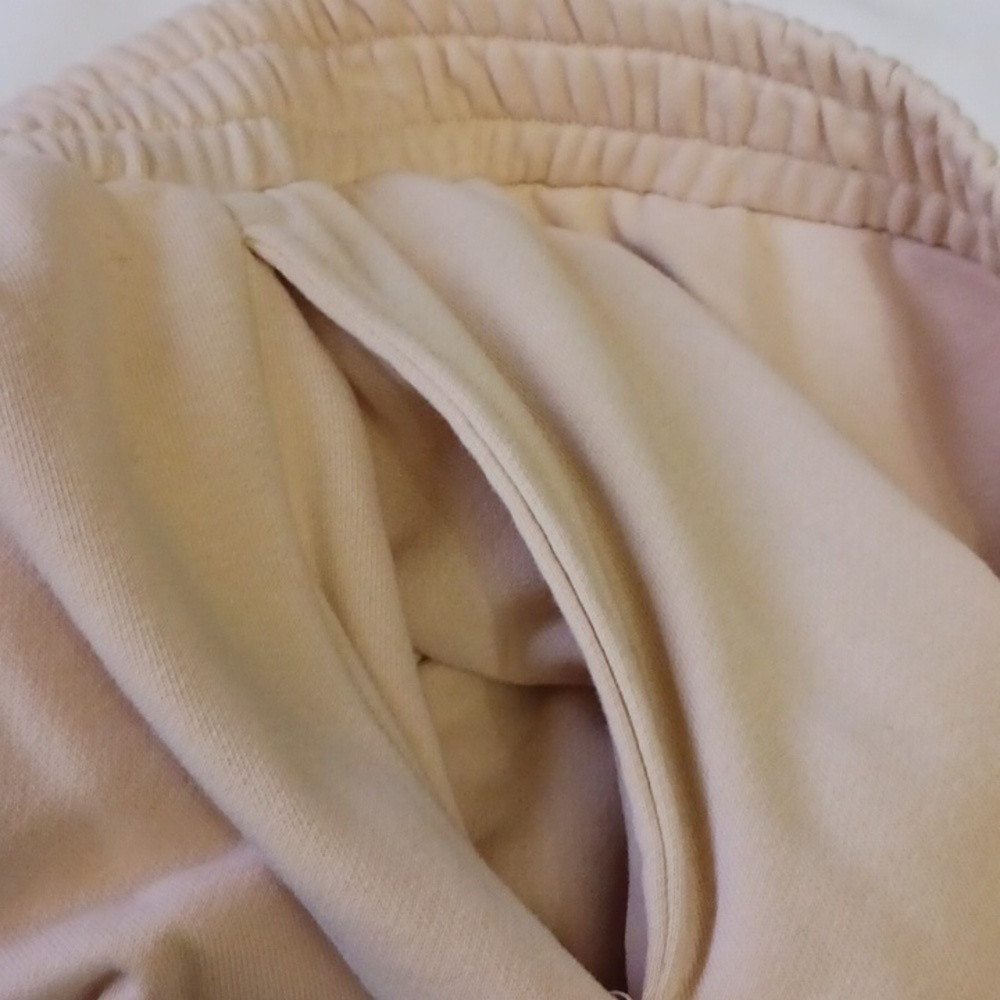 SUPERDOWN French Terry Joggers, Light Yellow/cream, Size L - Picture 9 of 11